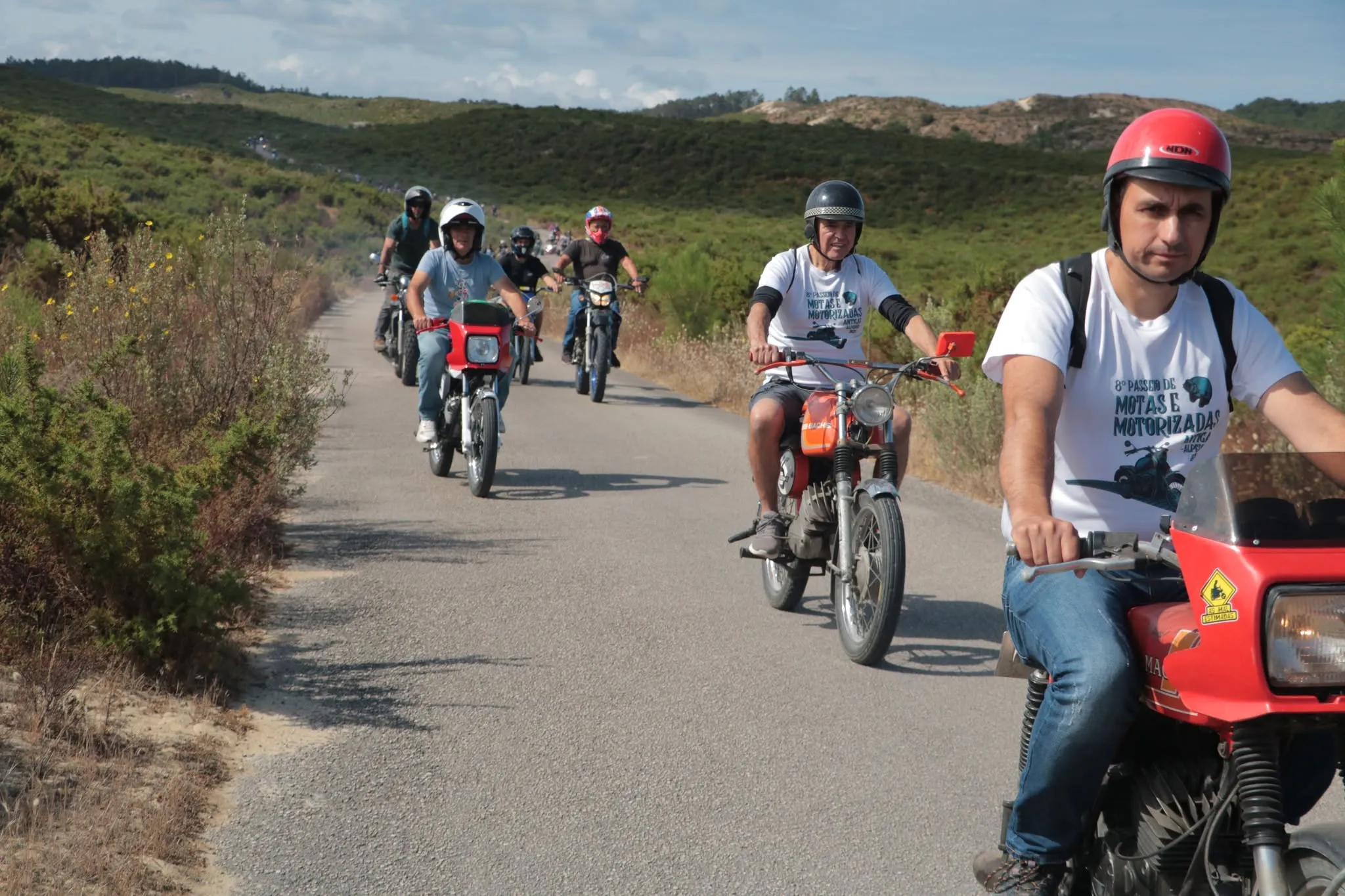 Passeio de Motas e Motorizadas Antigas — 9.ª edição — fotografia 3